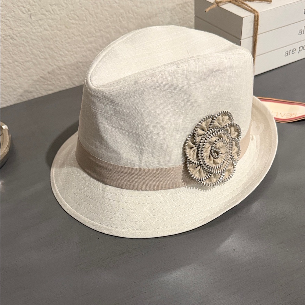 Scala White Fedora with Beige Band and Flower Accent